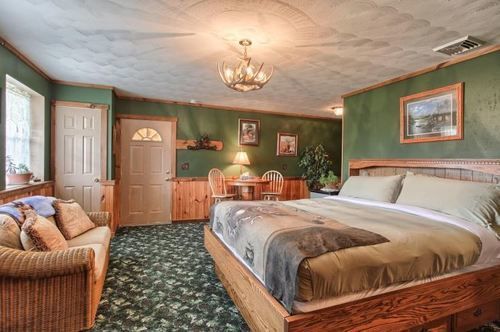 Berry Patch Bed & Breakfast 3*